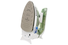 Bàn ủi hơi nước BlueStone SIB-3819