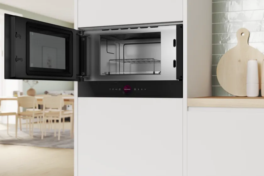 Lò vi sóng Bosch BEL7321B1 Series 8