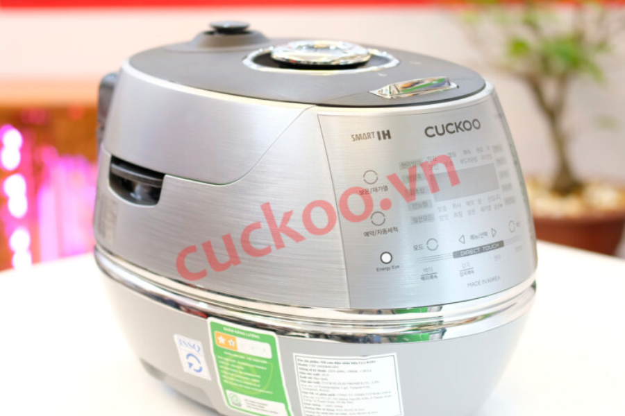 Nồi cơm điện Cuckoo CRP-DHXB0610FS 1,08 lít