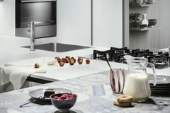 Vòi rửa chén Nobili MATCH NB219R nóng lạnh