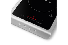 Bếp từ Smeg PIC01WHMEU màu trắng