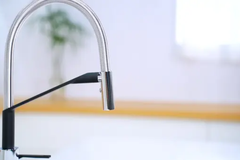 Vòi rửa chén Nobili HERON NB228 nóng lạnh