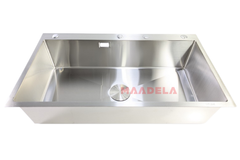 Chậu rửa chén Maadela MDS-8245HKS
