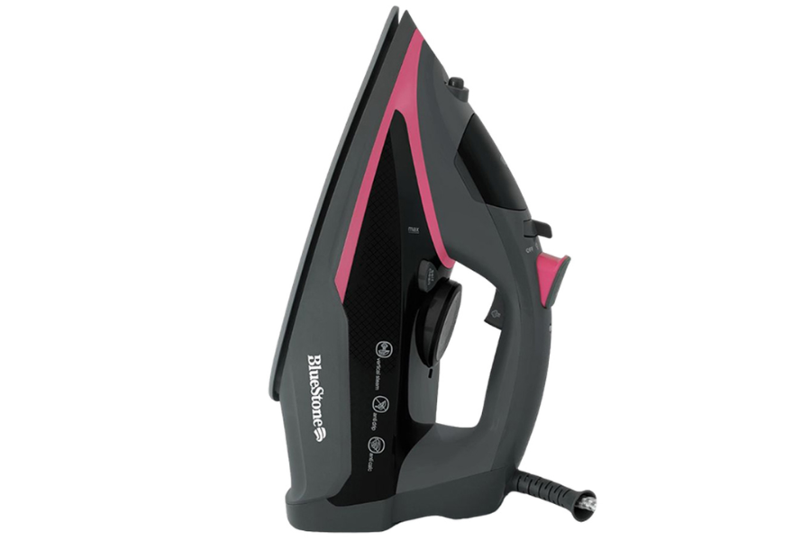 Bàn ủi hơi nước BlueStone SIB-3835