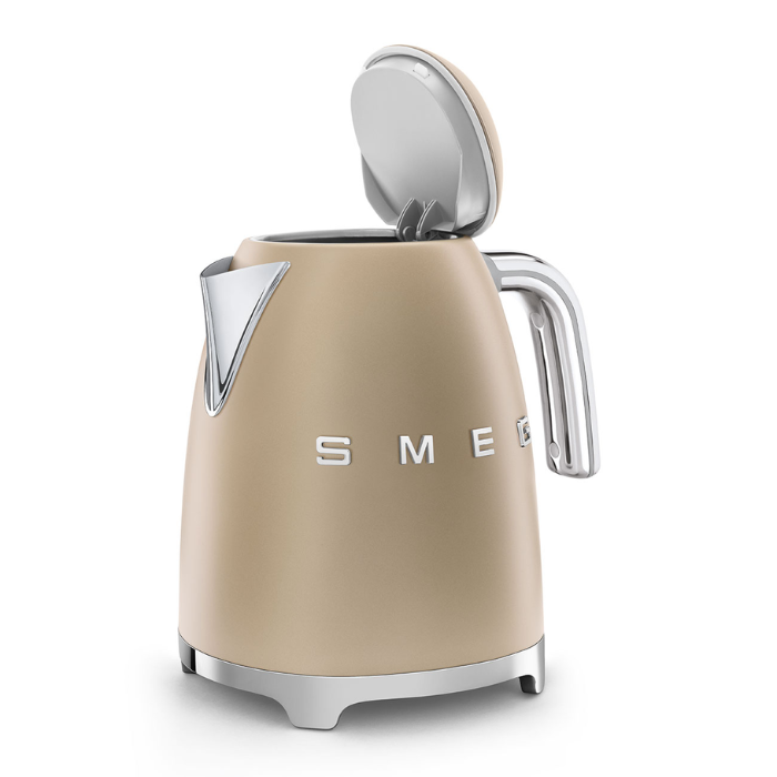 Ấm đun siêu tốc Smeg KLF03CHMEU màu champagne