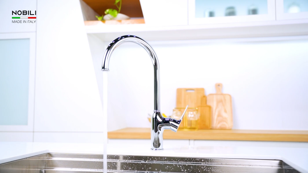 Vòi rửa chén Nobili RING NB132 nóng lạnh