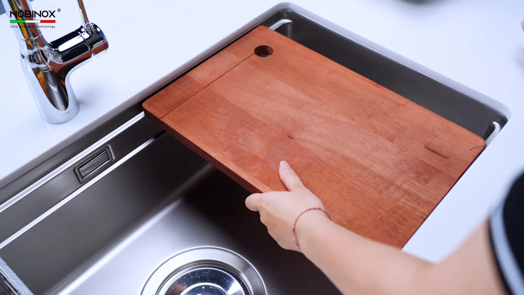 Chậu rửa chén Nobinox LIRA NJ566D 1 hộc