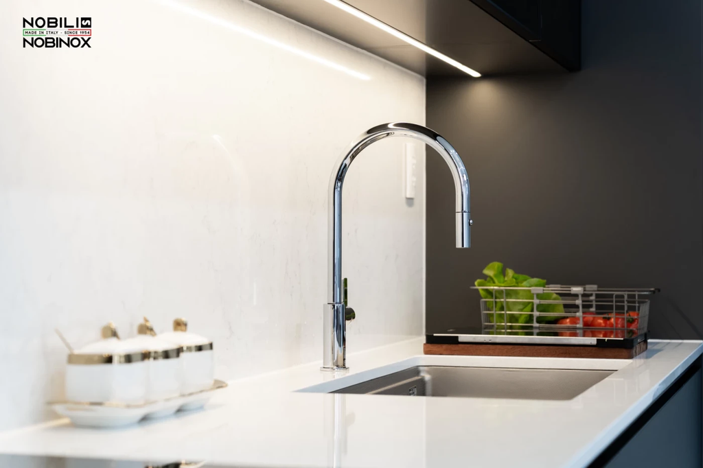 Vòi rửa chén Nobili FLAG NB205 nóng lạnh