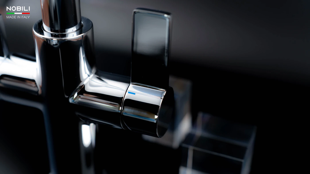 Vòi rửa chén Nobili SORA NB164 nóng lạnh 3 đường nước