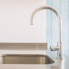 Vòi rửa chén Malloca K569-C ECO