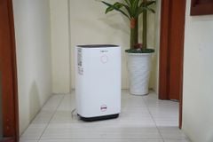 Máy lọc không khí Fujihome DH25W-HEPA