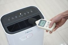 Máy lọc không khí Fujihome DH25W-HEPA