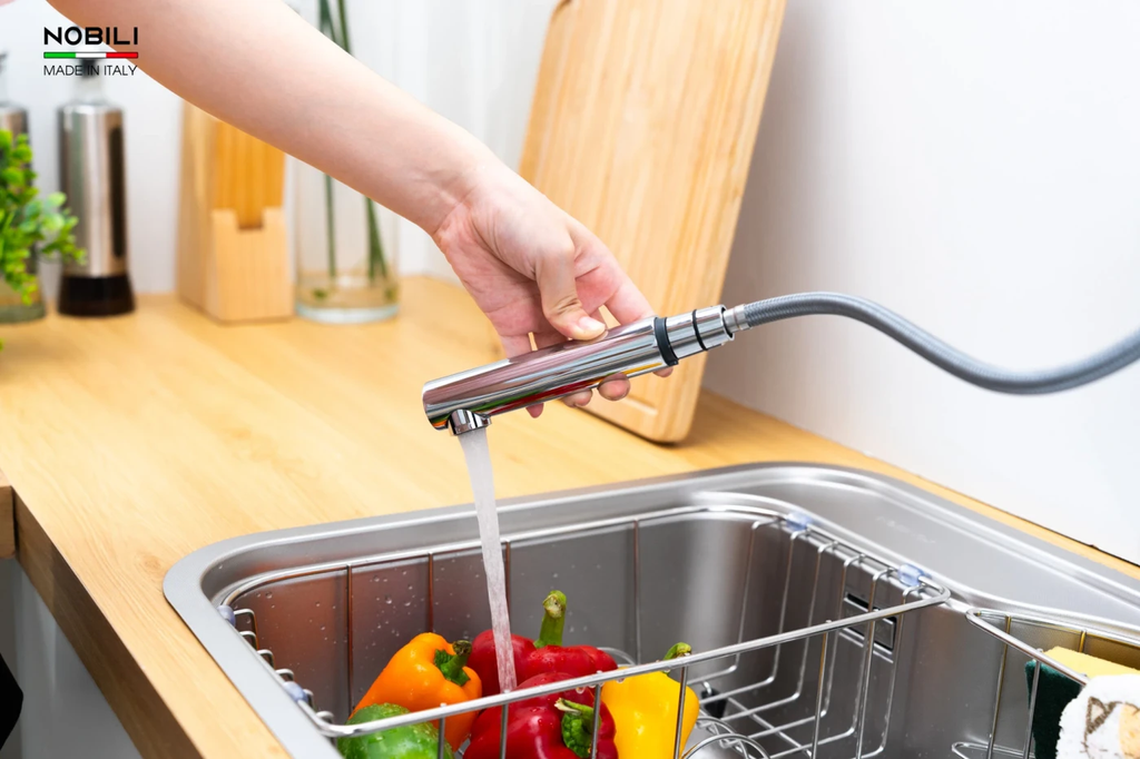 Vòi rửa chén Nobili MANIA NB215T nóng lạnh