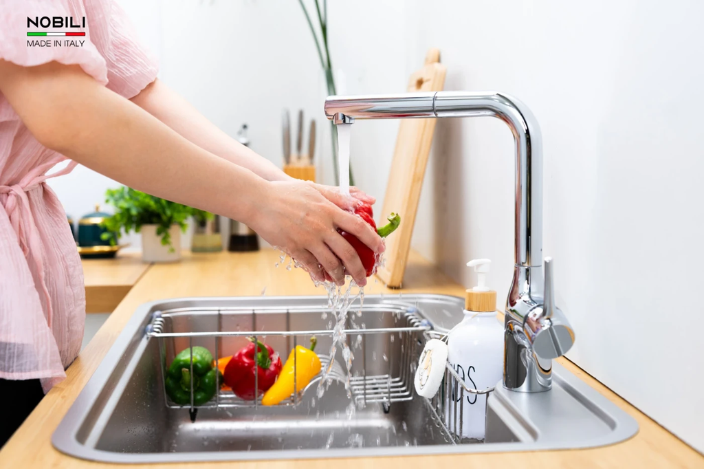 Vòi rửa chén Nobili MANIA NB215T nóng lạnh