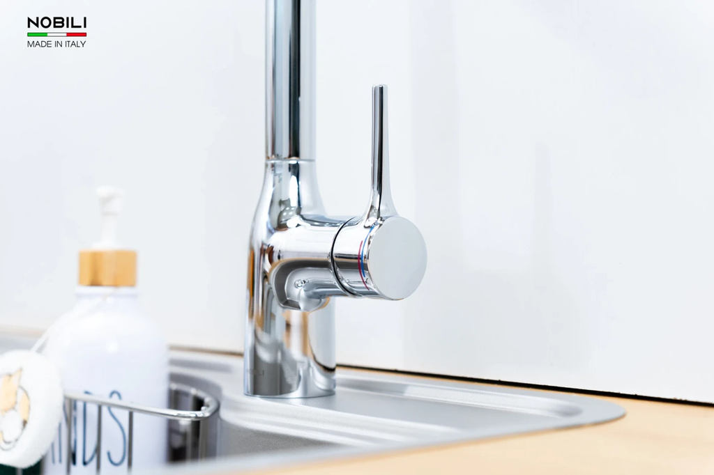 Vòi rửa chén Nobili MANIA NB215T nóng lạnh