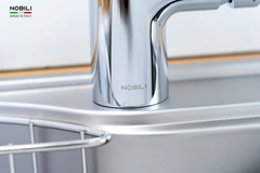 Vòi rửa chén Nobili MANIA NB215T nóng lạnh