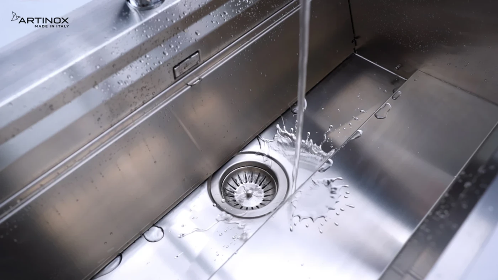 Chậu rửa chén Artinox MOSE NA808 1 hộc