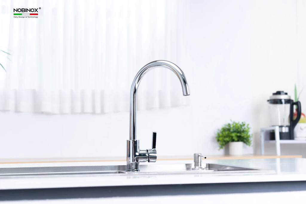 Vòi rửa chén Nobinox LOREN NX522 nóng lạnh