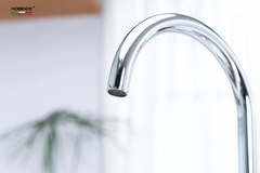 Vòi rửa chén Nobinox LOREN NX522 nóng lạnh