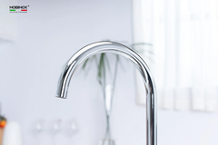 Vòi rửa chén Nobinox LOREN NX522 nóng lạnh