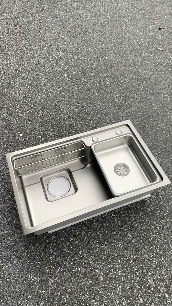 Chậu rửa chén Maadela LU7546NH inox 304