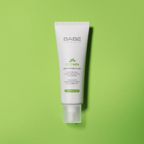  Kem Dưỡng Kiềm Dầu, Giảm Mụn Babe Stop AKN Mattifying Fluid 
