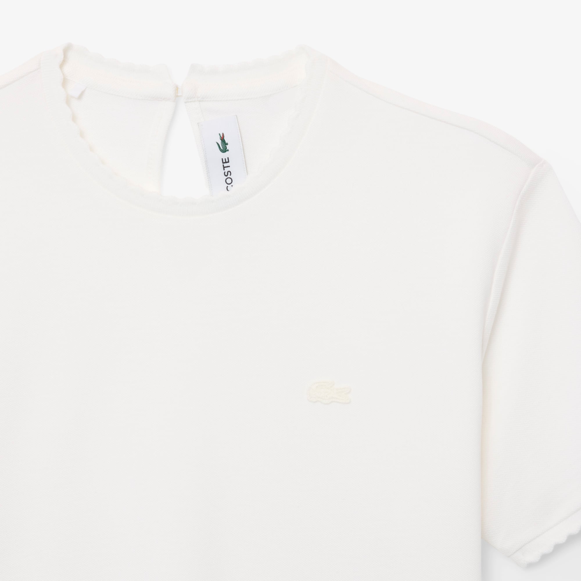 Áo Thun Lacoste Nữ Cổ Tròn Viền Lượn Sóng