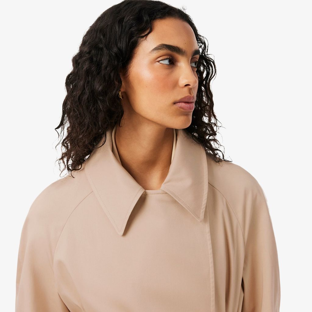 Áo Khoác Dài Lacoste Nữ Dáng Oversize Chống Thấm Nước