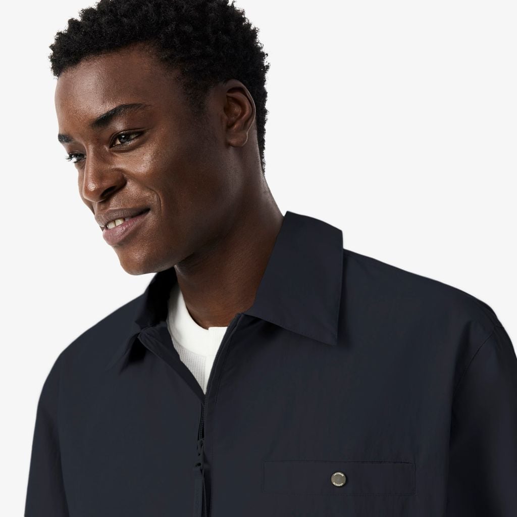 Áo Khoác Lacoste Nam Dáng Oversize Chất Liệu Taffeta Dập Nổi Chống Thấm Nước