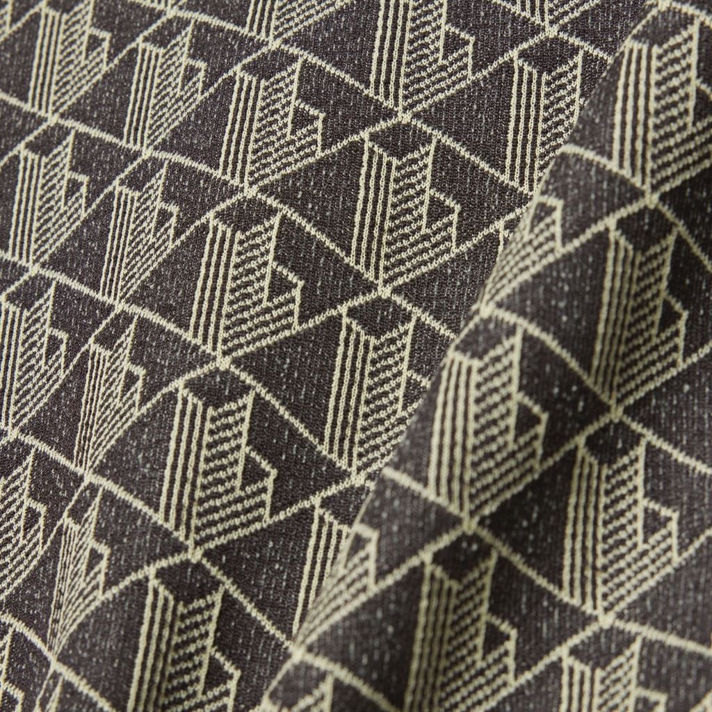 Áo Polo Lacoste Nữ Ôm Dáng Họa Tiết Monogram Chất Vải Jacquard