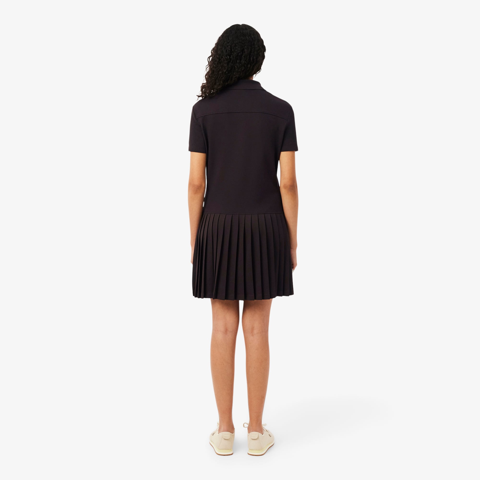 Đầm Polo Lacoste Nữ Dáng Suông Chất Liệu Piqué Co Giãn Xếp Ly