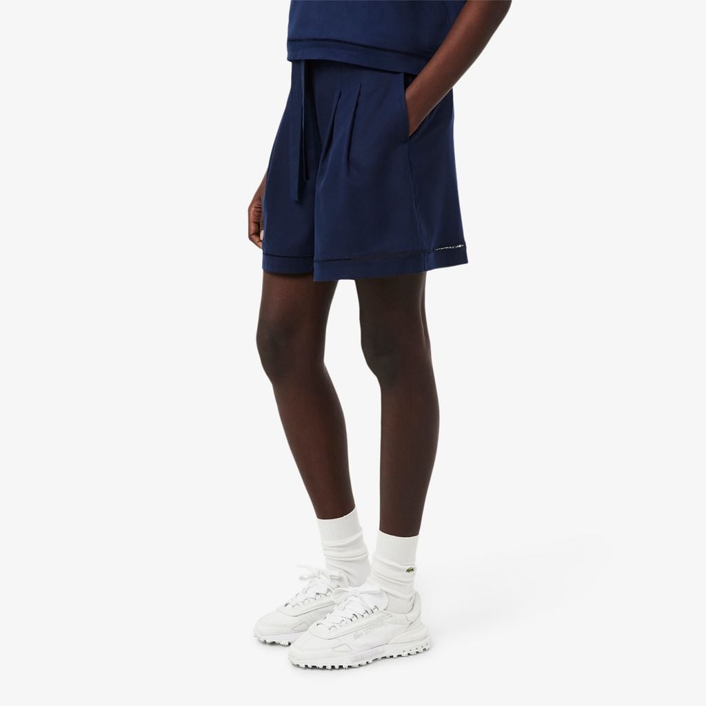Quần Ngắn Lacoste Nữ Dáng Oversize Chất Liệu Pha Linen Mềm Mại