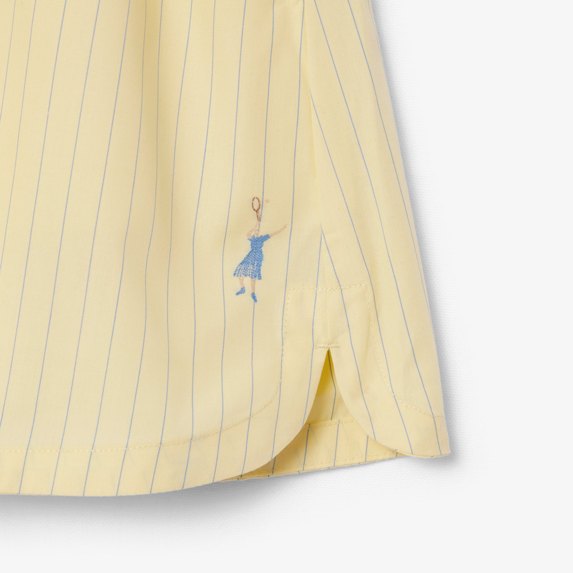 Quần Ngắn Lacoste Nữ Dáng Oversize Chất Liệu Cotton Poplin Dệt Nổi