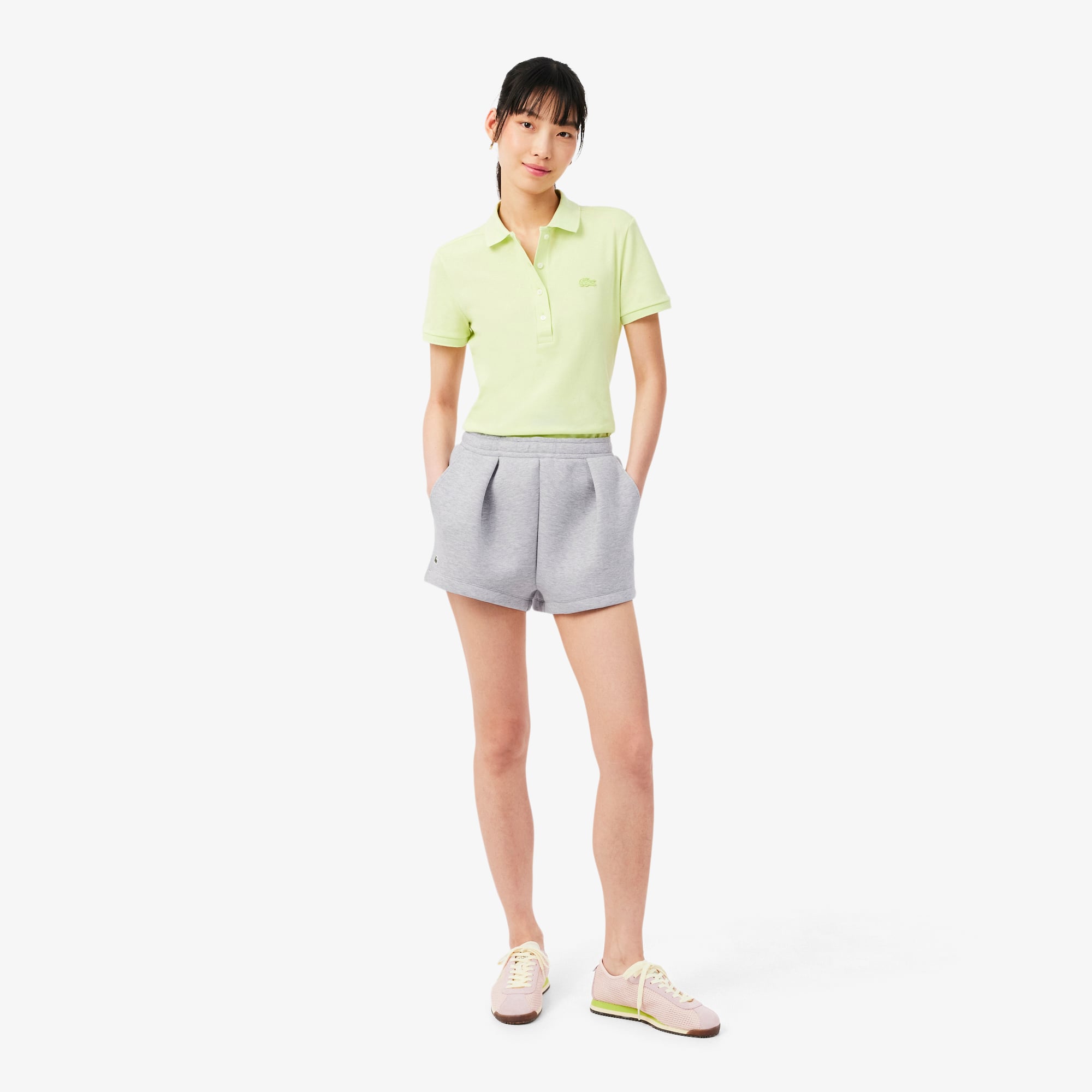 Quần Ngắn Lacoste Nữ Ống Suông Chất Liệu Cotton Xếp Ly