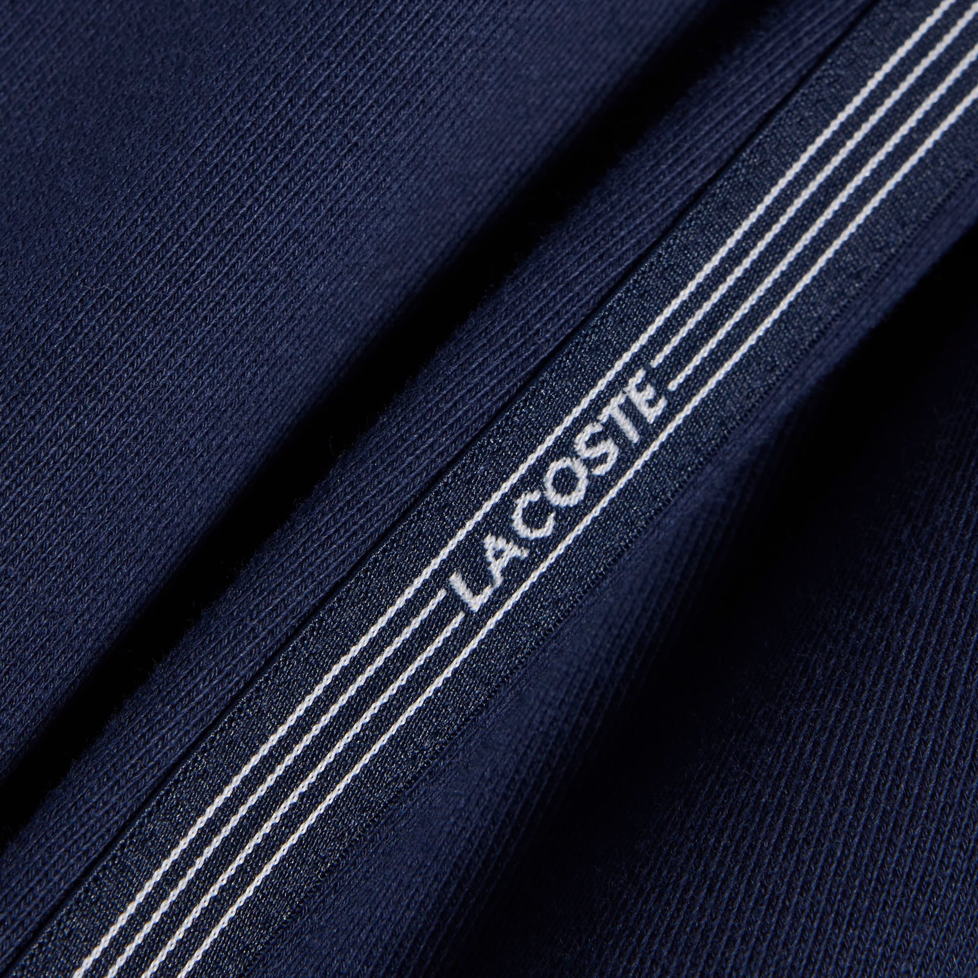 Quần Ngắn Lacoste Nam Ống Suông Chất Liệu Nỉ Kẻ Sọc Có Logo