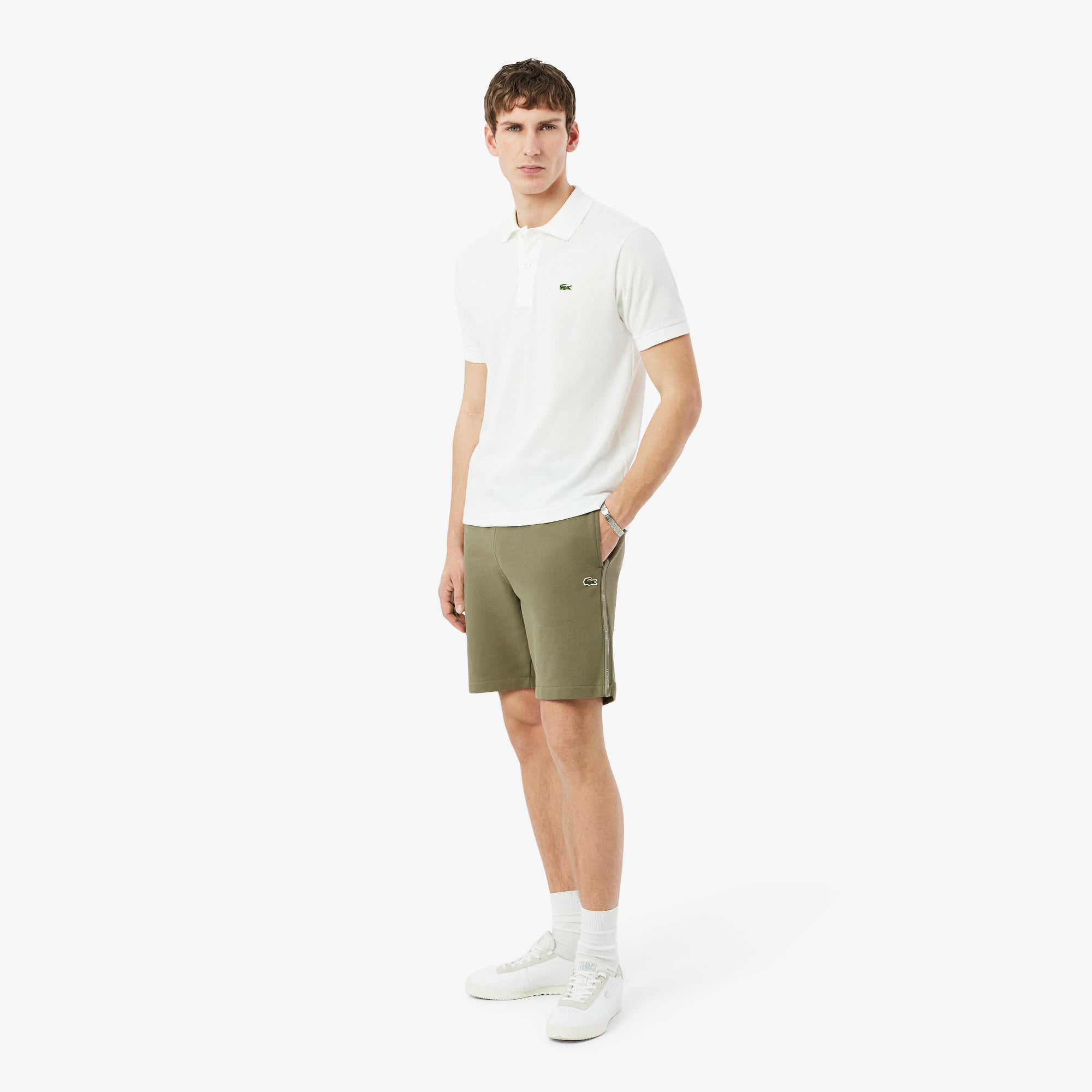 Quần Ngắn Lacoste Nam Ống Suông Chất Liệu Nỉ Kẻ Sọc Có Logo
