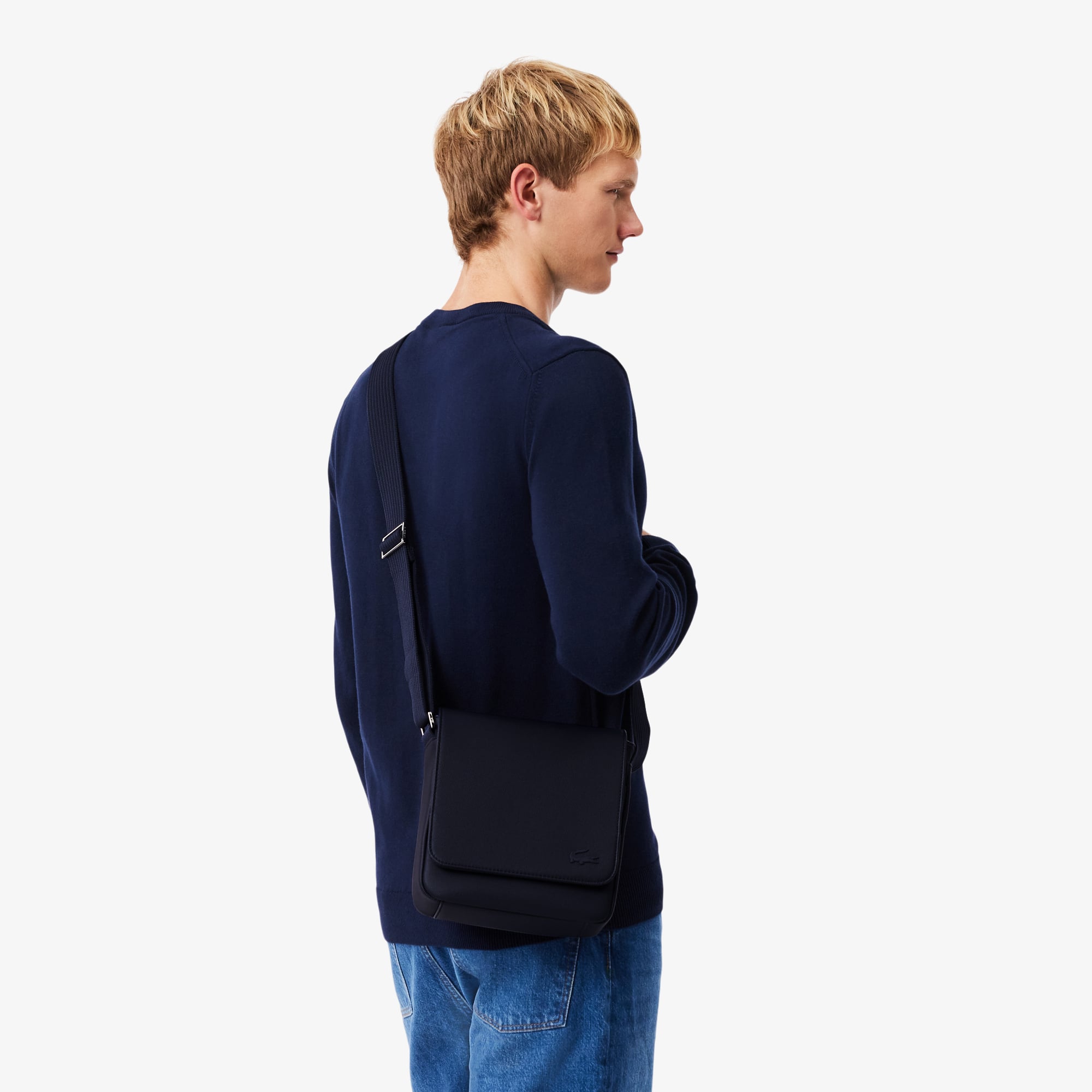 Túi Đeo Chéo Lacoste Nam Cổ Điển Có Nắp Gập