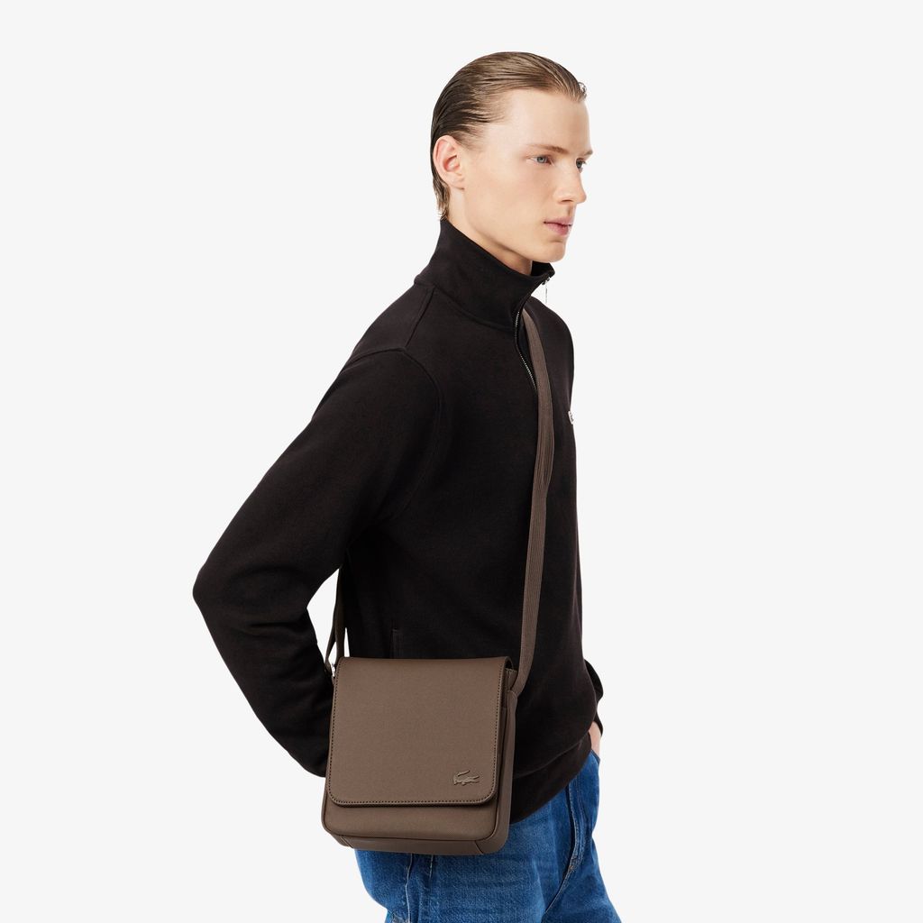 Túi Đeo Chéo Lacoste Nam Cổ Điển Có Nắp Gập