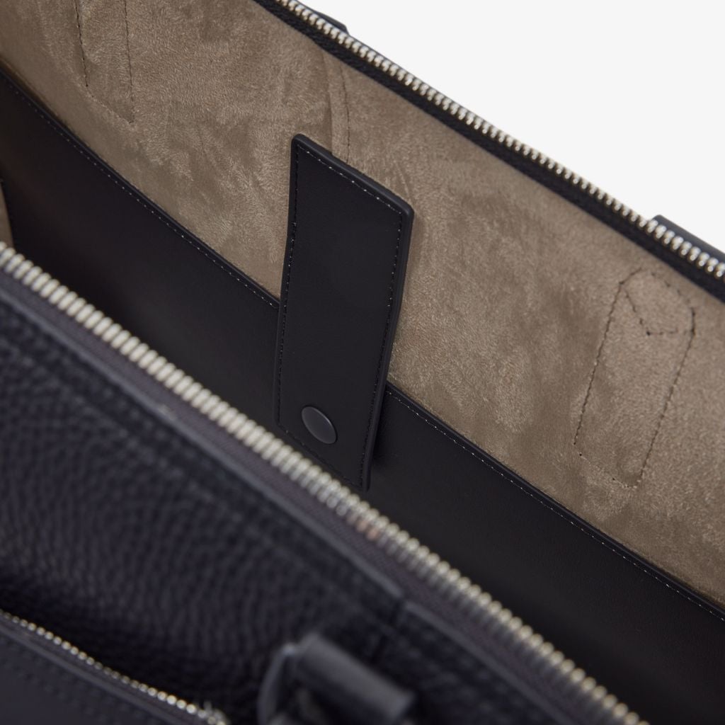 Túi Xách Lacoste Nam Club Chất Liệu Da Grain