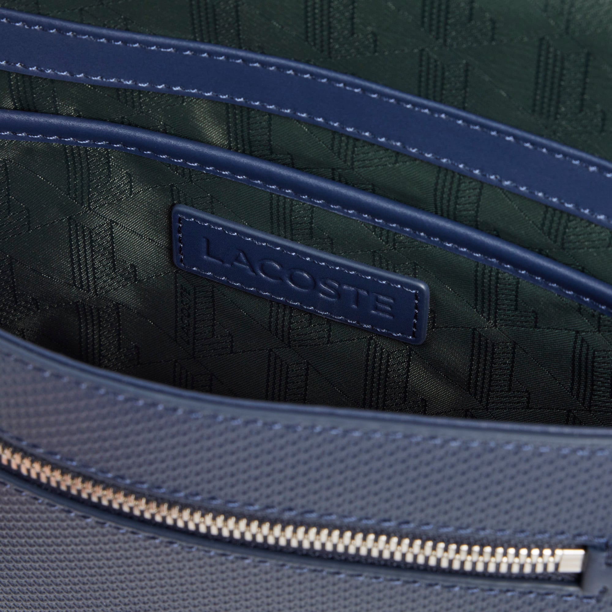 Túi Đeo Chéo Lacoste Nam Chantaco Chất Liệu Da