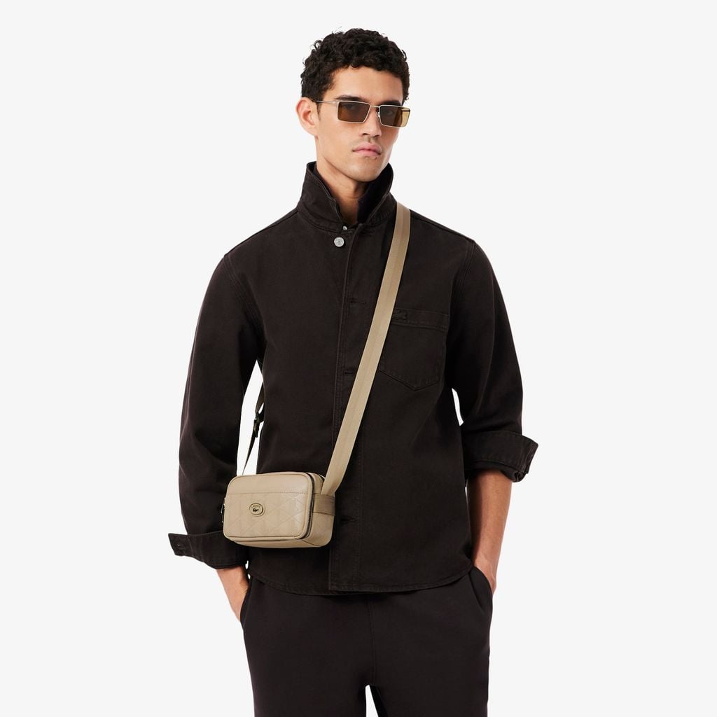 Túi Đeo Chéo Lacoste Nam Dáng Đứng Chất Liệu Da Họa Tiết Monogram