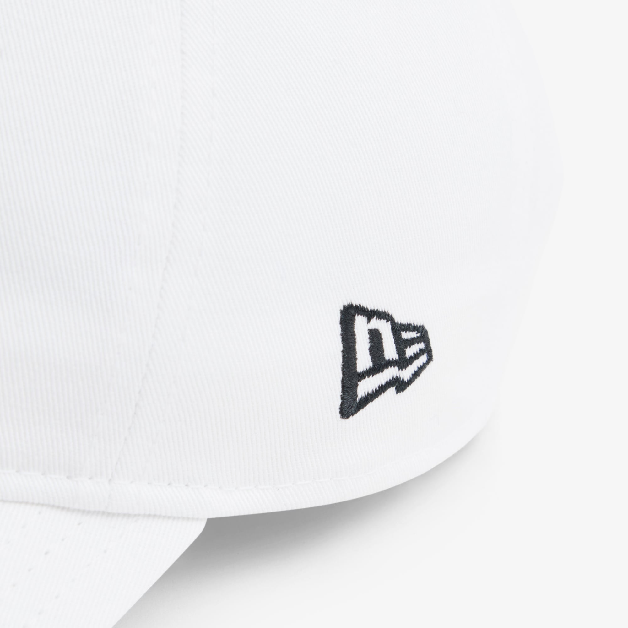 Mũ Lacoste Unisex x New Era