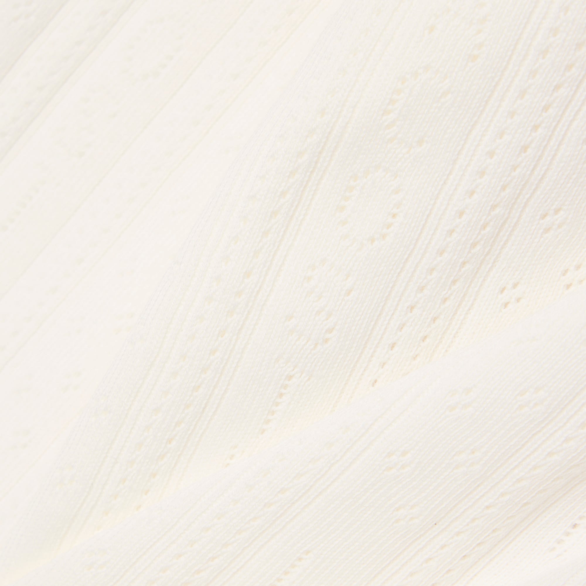 Áo Thun Lacoste Nữ Ôm Dáng Chất Liệu Cotton