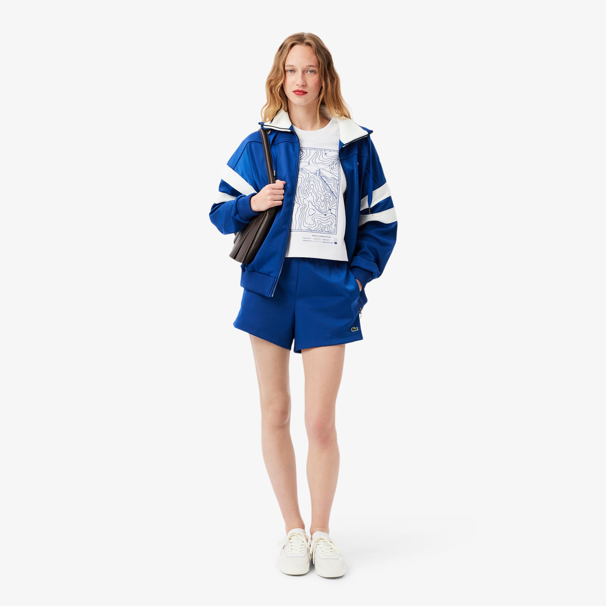 Áo Thun Lacoste Nữ Oversize Họa Tiết Thêu Chất Liệu Jersey Dày Dặn