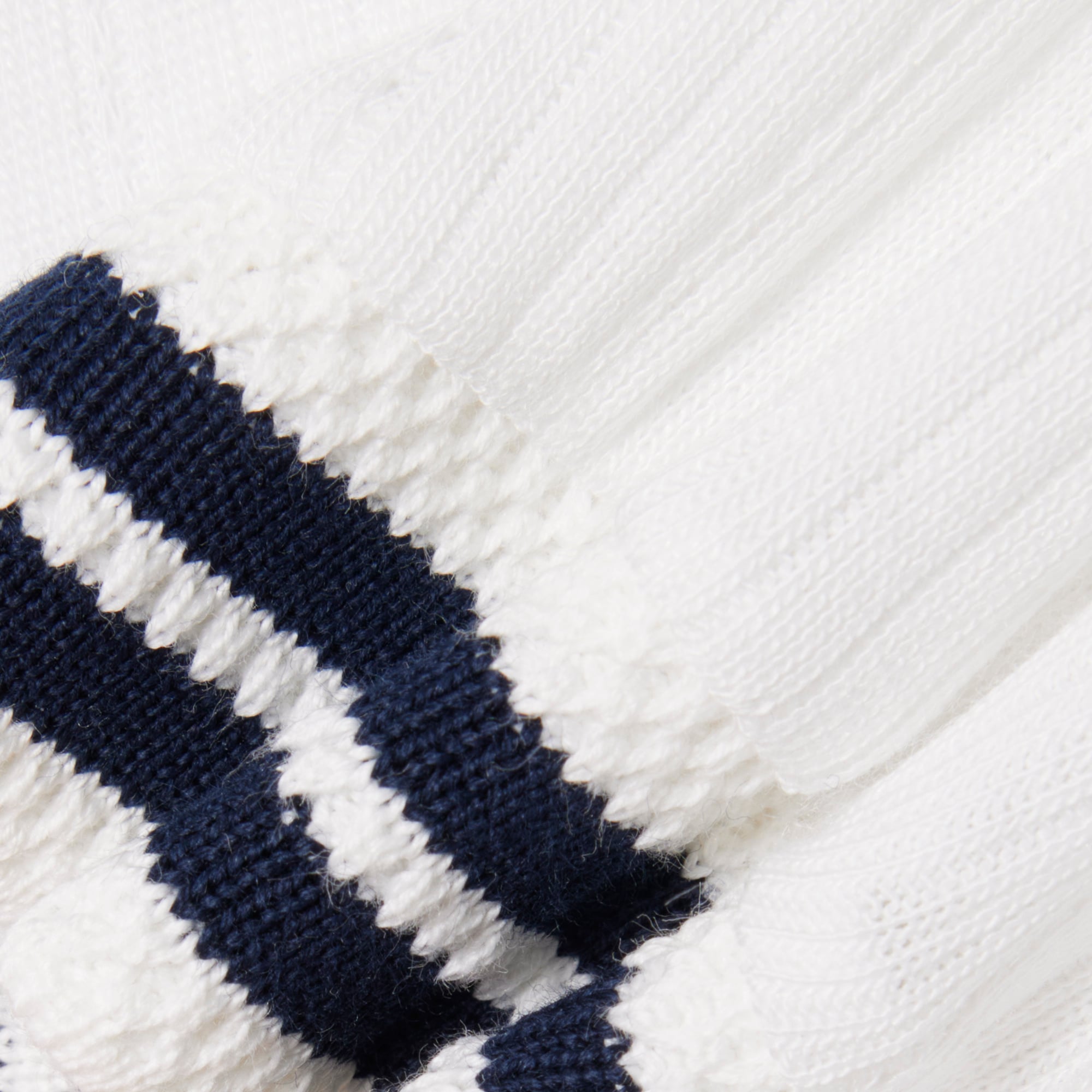 Áo Thun Lacoste Nữ Ôm Dáng Cổ Thuyền Sản Xuất Tại Pháp