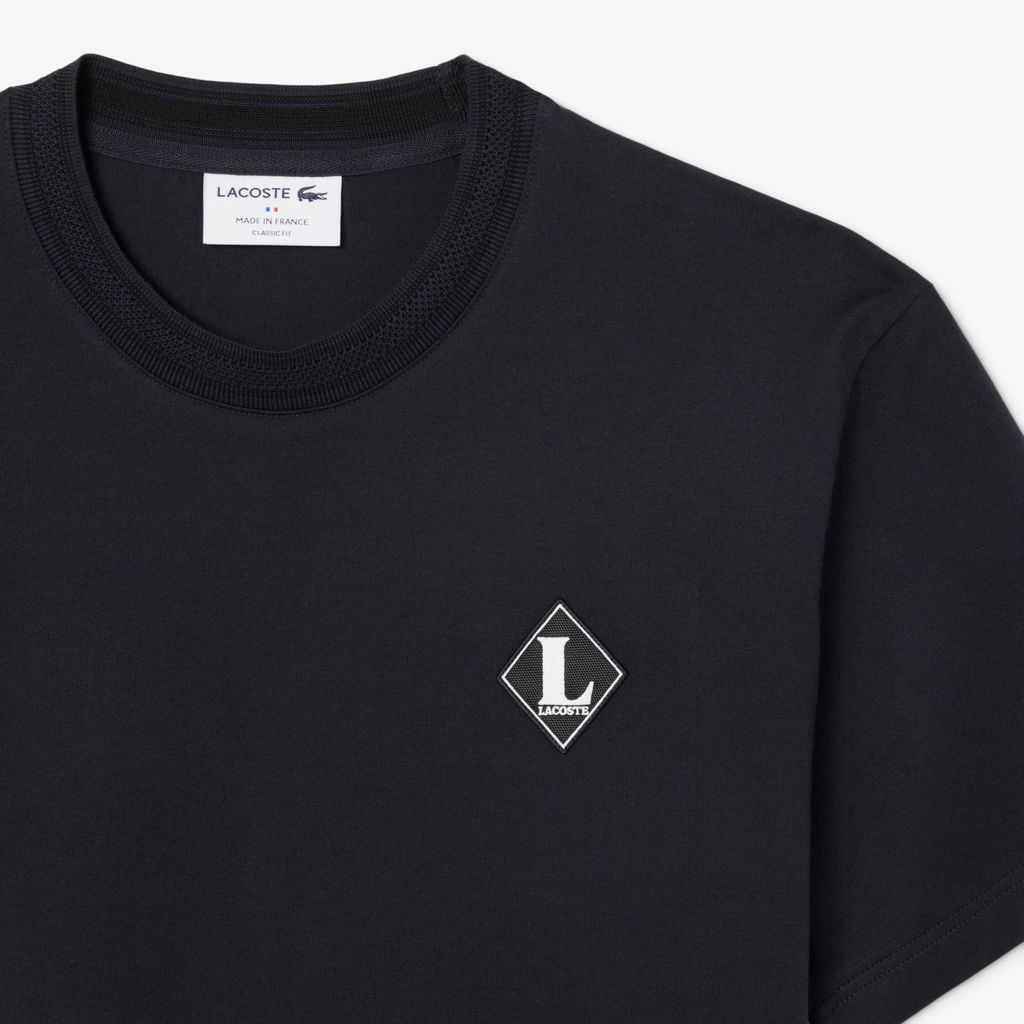 Áo Thun Lacoste Nam Dáng Suông Điểm Nhấn Phù Hiệu Sản Xuất Tại Pháp