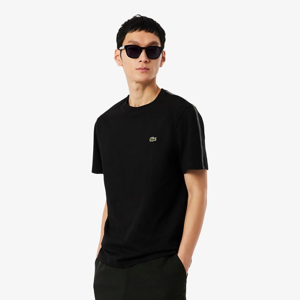 Áo Thun Lacoste Nam Dáng Cổ Điển Có Dải Băng Kẻ Sọc Với Logo