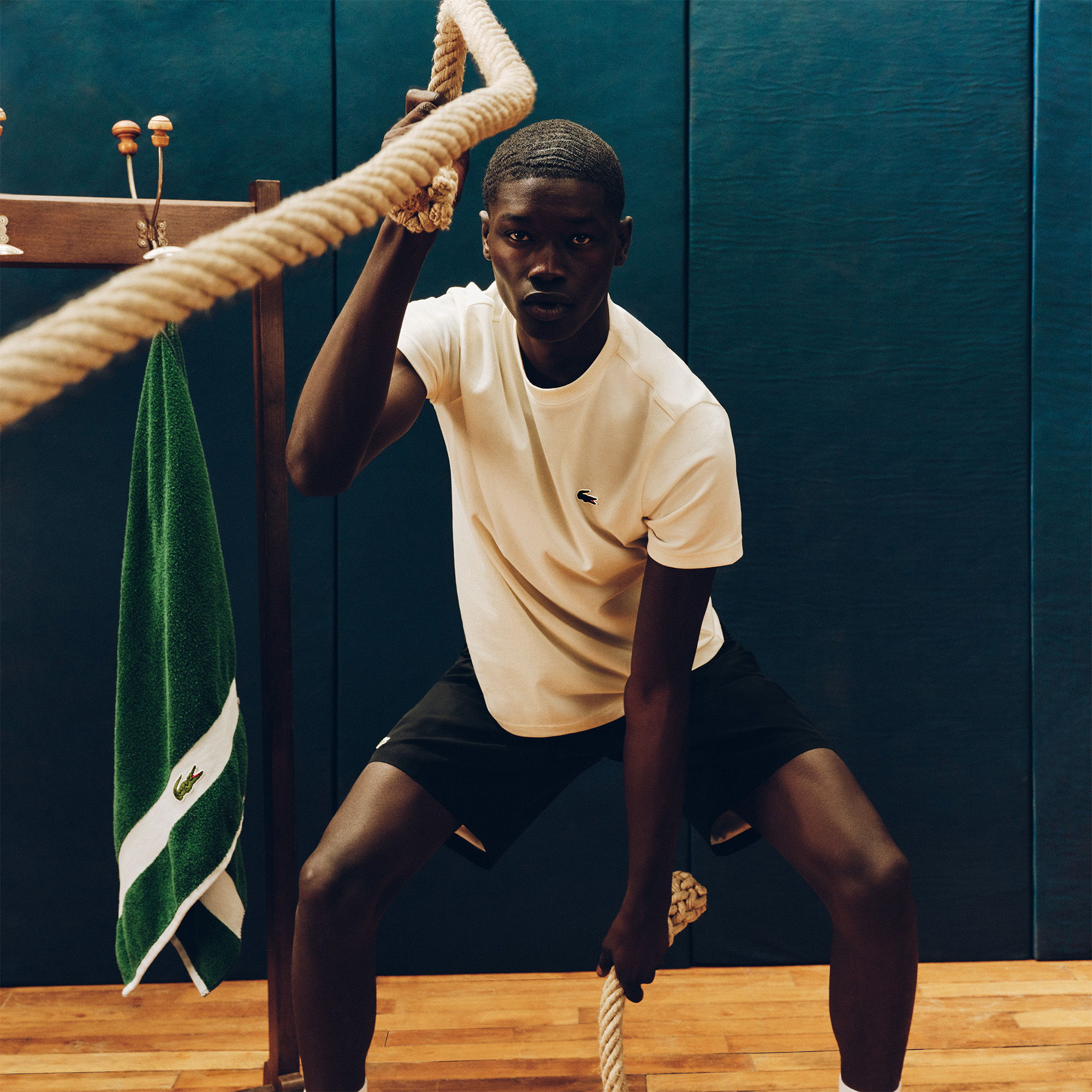 Áo Thun Thể Thao Lacoste Nam Dáng Suông Thoáng Khí Họa Tiết In