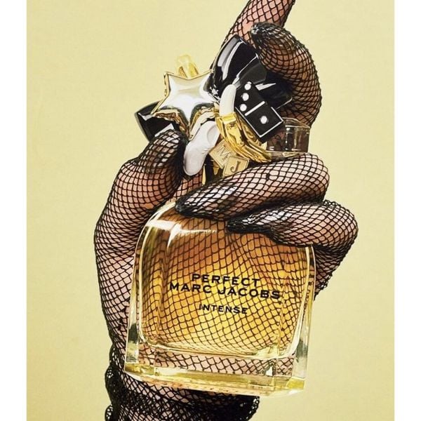 Nước hoa nữ Marc Jacobs Perfect Intense 50ml ( Vàng )