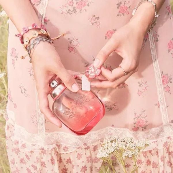Nước hoa nữ Coach Floral Blush Eau de Parfum chai 90ml